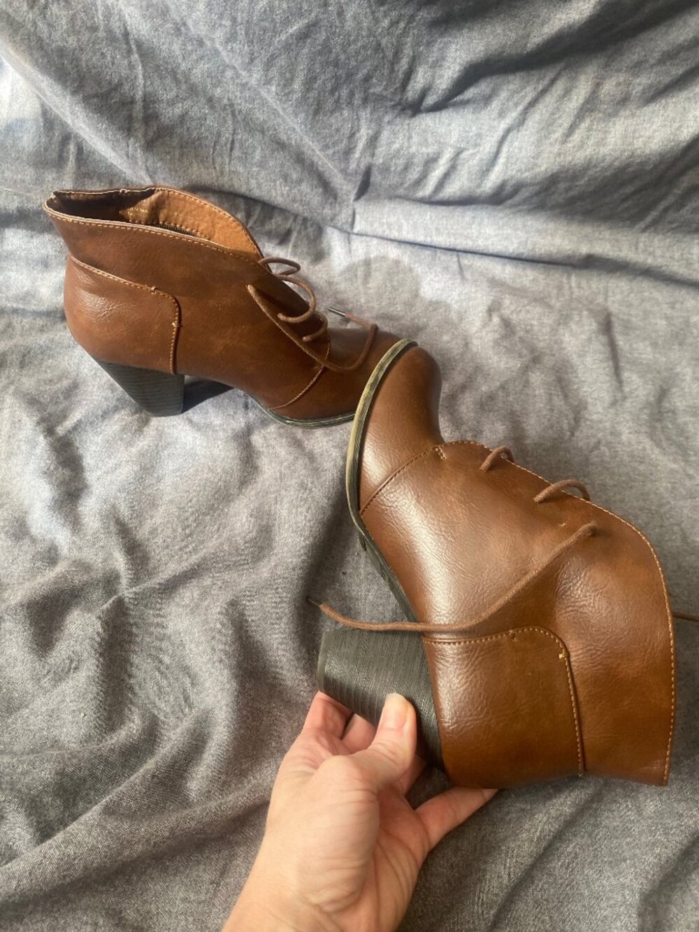 Sugar Brown Lace-Up Ankles Booties - Picture 3 of 4
